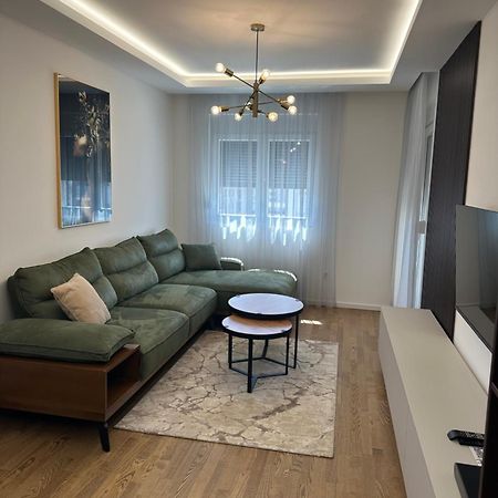 Luxury Apartments D&B 波德戈里察 外观 照片