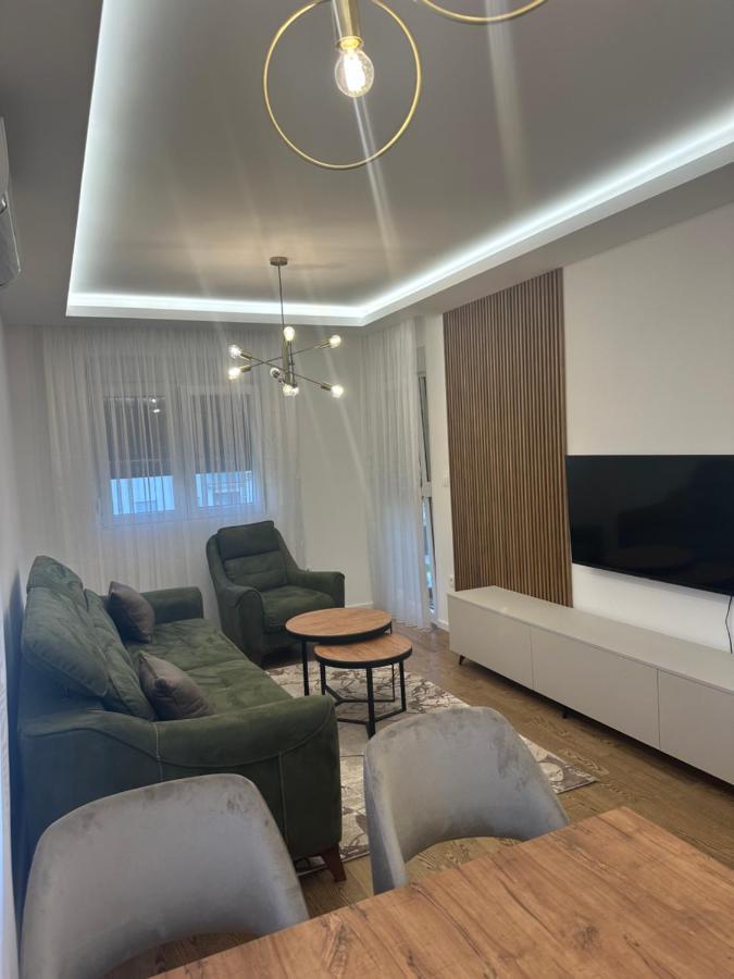 Luxury Apartments D&B 波德戈里察 外观 照片