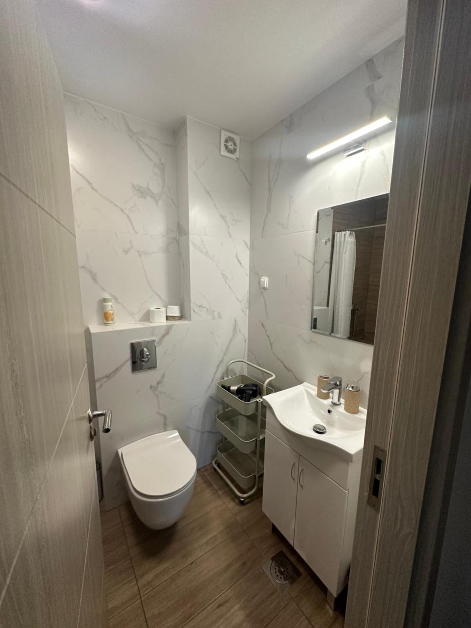 Luxury Apartments D&B 波德戈里察 外观 照片
