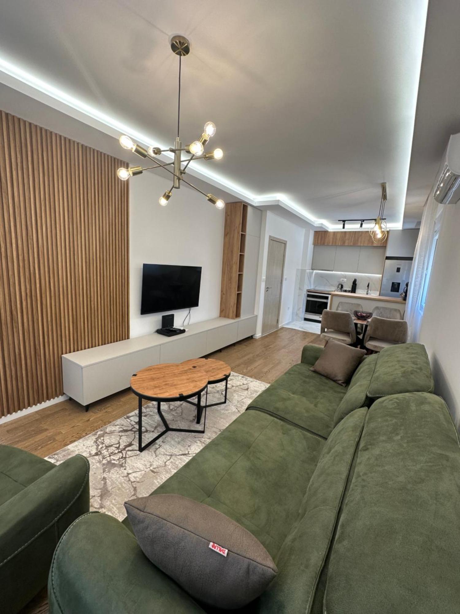 Luxury Apartments D&B 波德戈里察 外观 照片